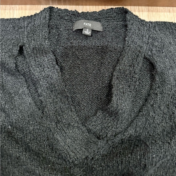 Fate Distressed V-Neck Sweater - Picture 4 of 8